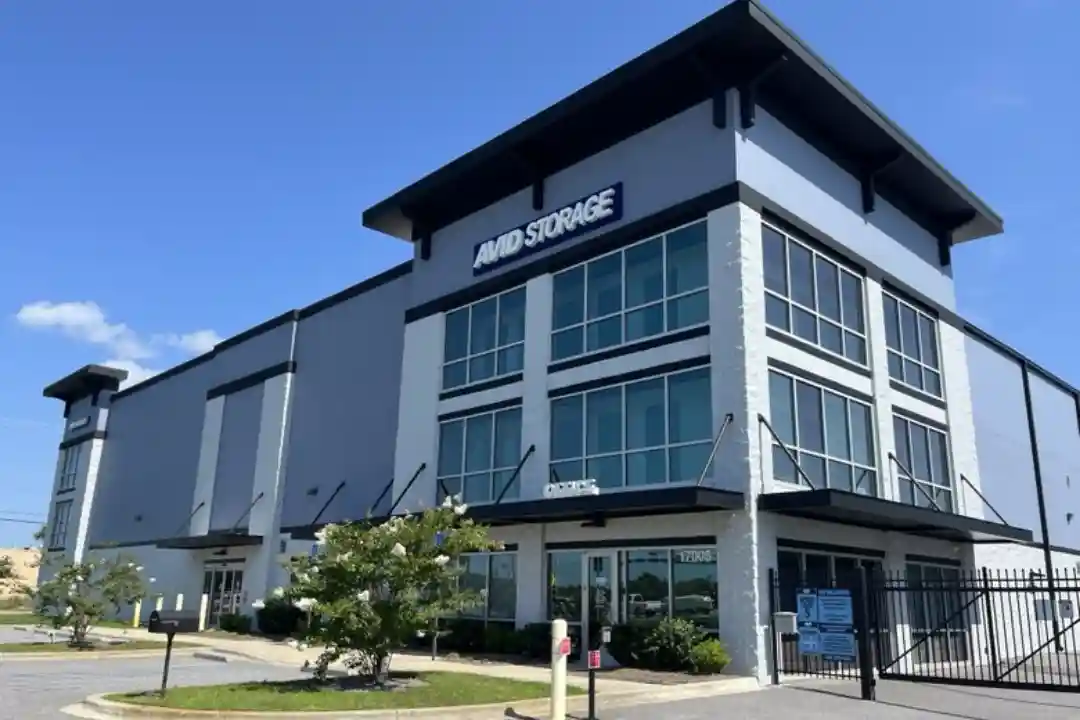 Destin self-storage facility